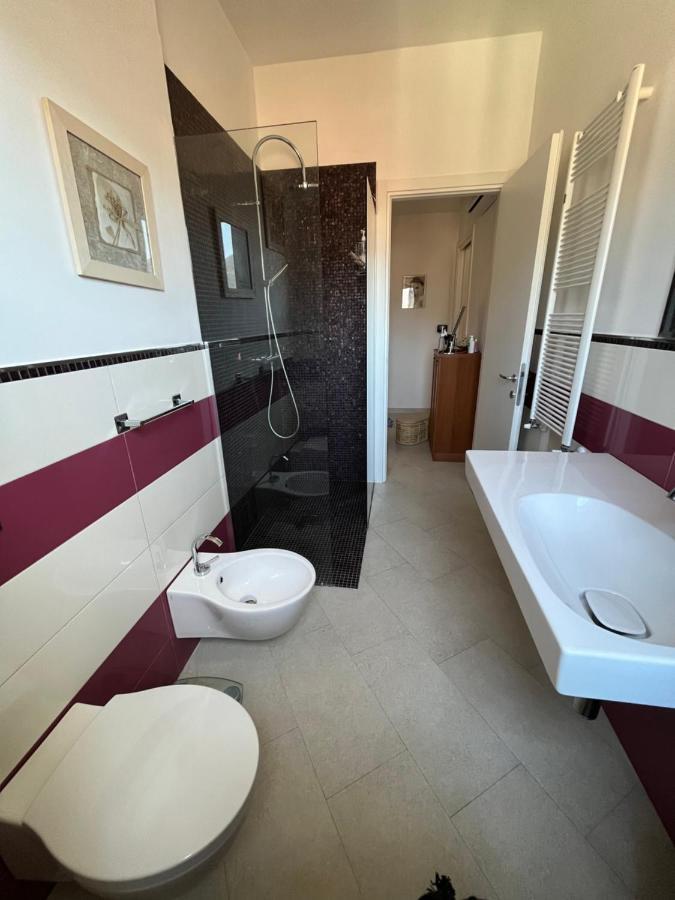 Casa Vacanza Le Mura Специя Екстериор снимка